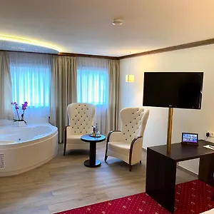 Zur Weinsteige 4* Stoccarda
