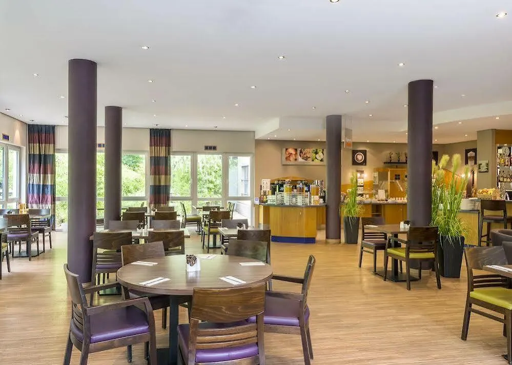 Holiday Inn Express Cologne Troisdorf By Ihg 3*,